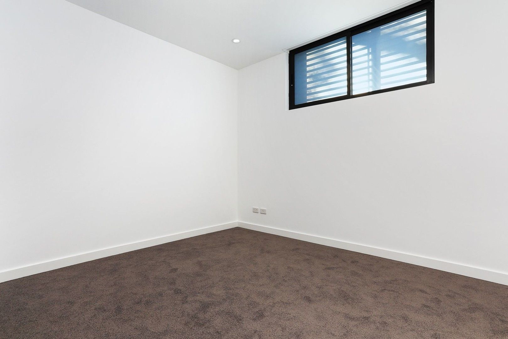 1 bedrooms Apartment / Unit / Flat in 201/35 Fauna Place KIRRAWEE NSW, 2232