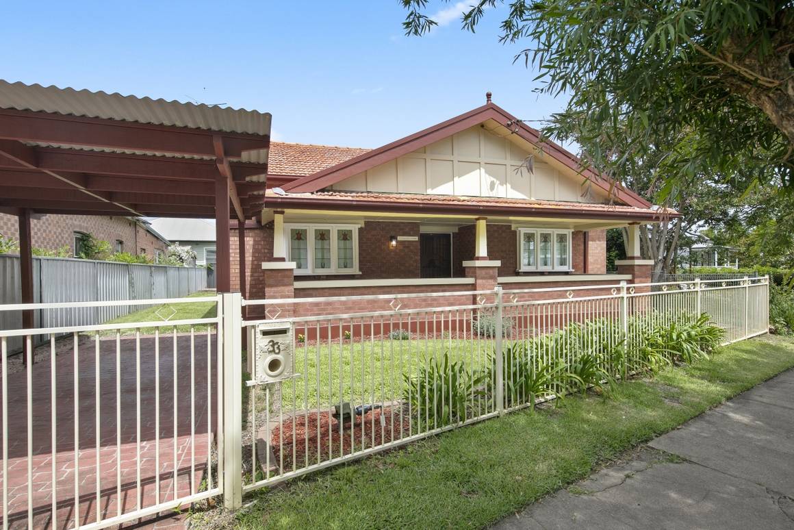 Picture of 33 Allan Street, LORN NSW 2320