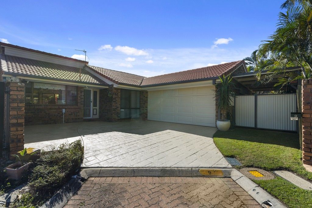 9 Oriole Court, Burleigh Waters QLD 4220, Image 2