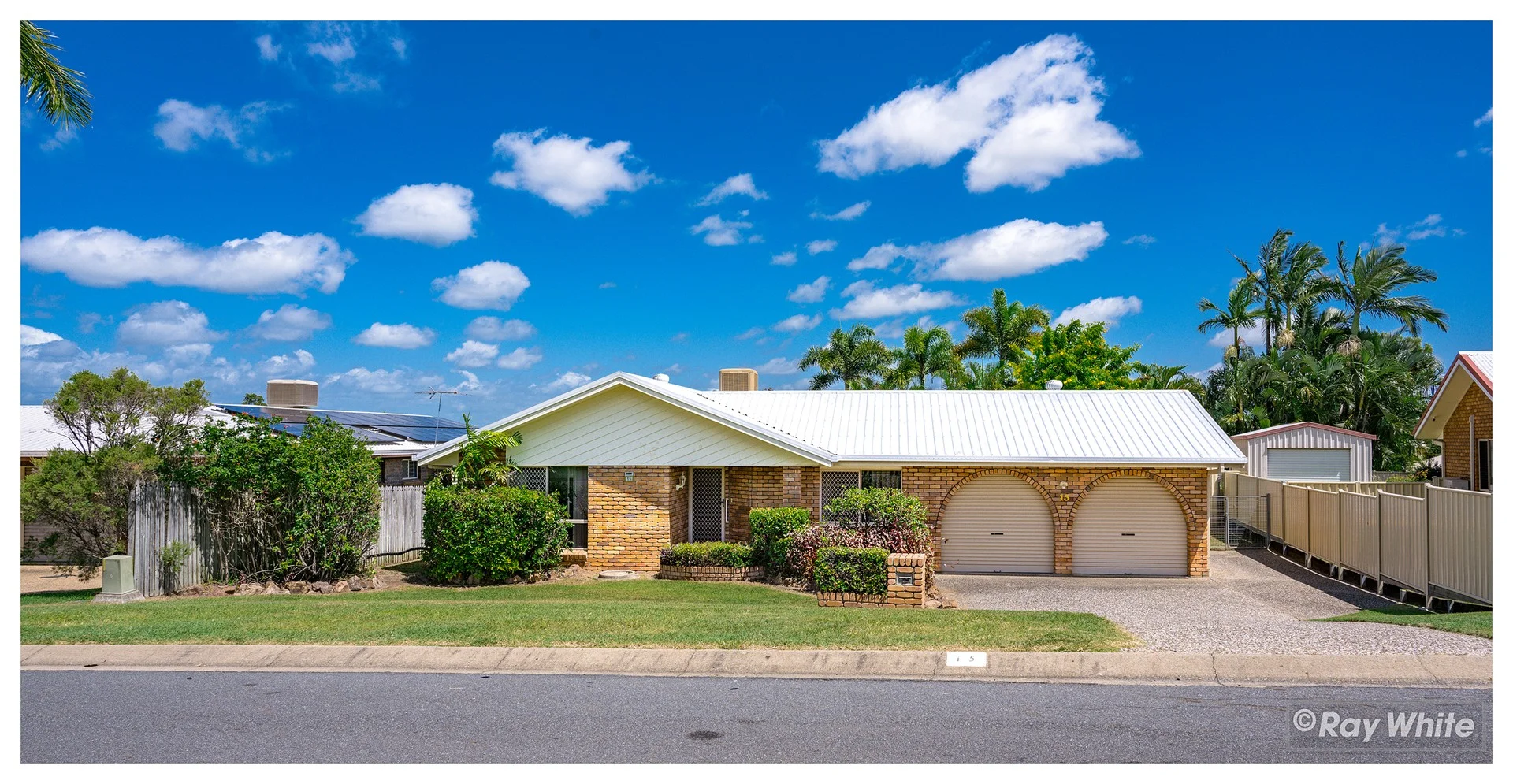 15 Leeds Avenue, Kawana QLD 4701