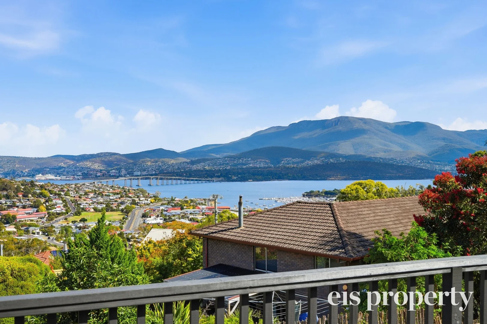 19 Robin Court, Lindisfarne TAS 7015