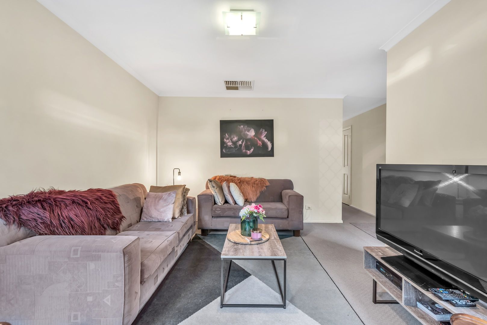 14 Gem Street, Aberfoyle Park SA 5159, Image 2