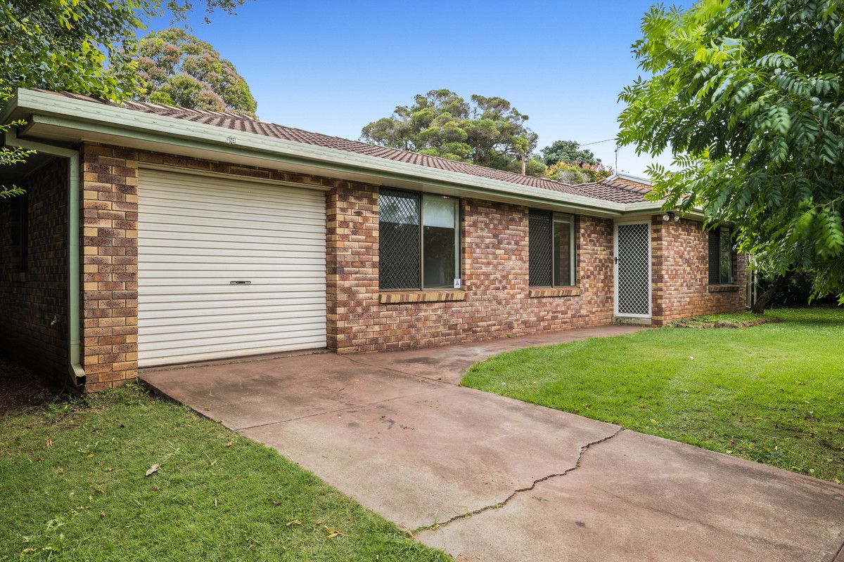 11 Shiraz Court, Wilsonton Heights QLD 4350, Image 0