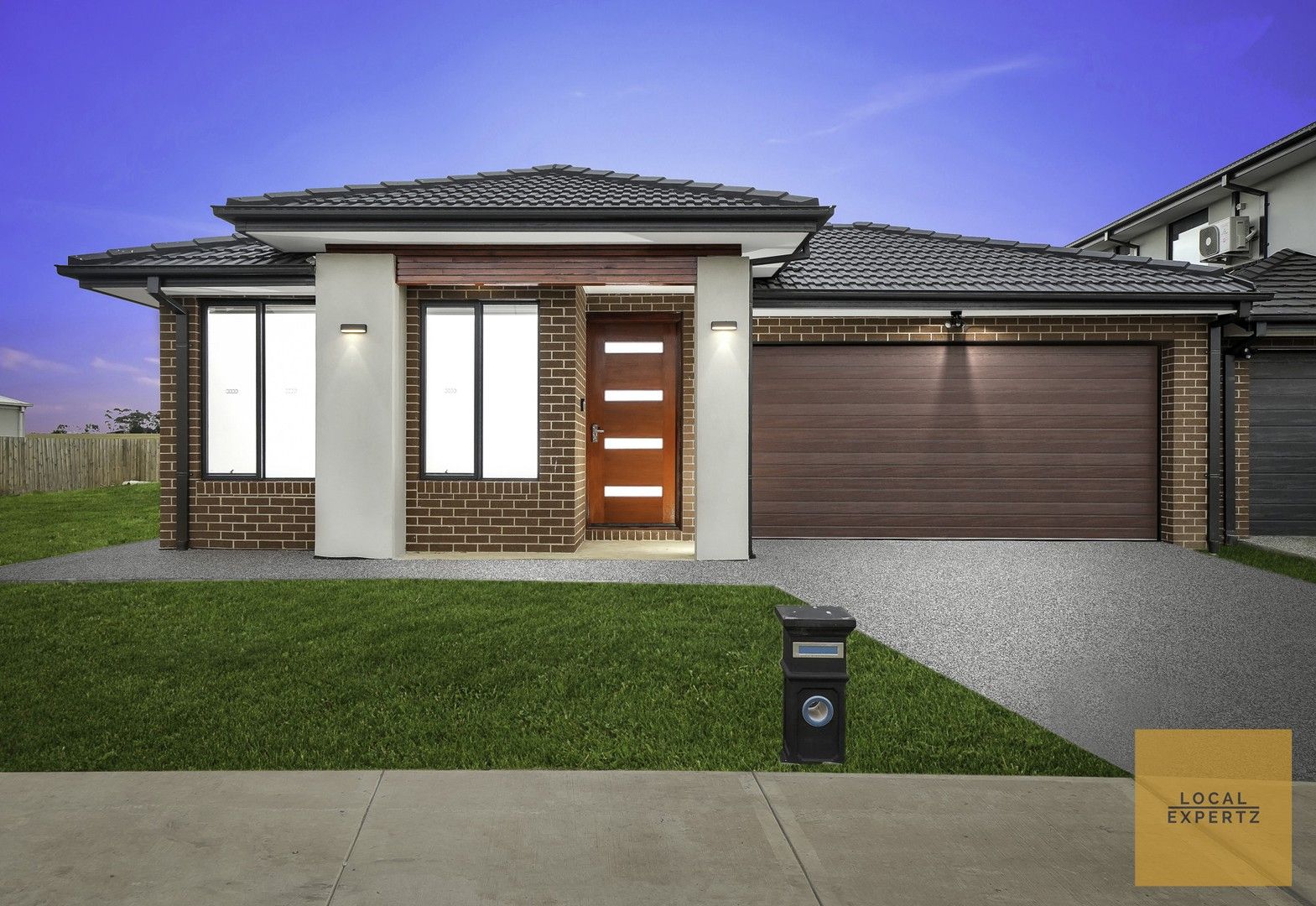 4 bedrooms House in 8 Makybe Street BONNIE BROOK VIC, 3335