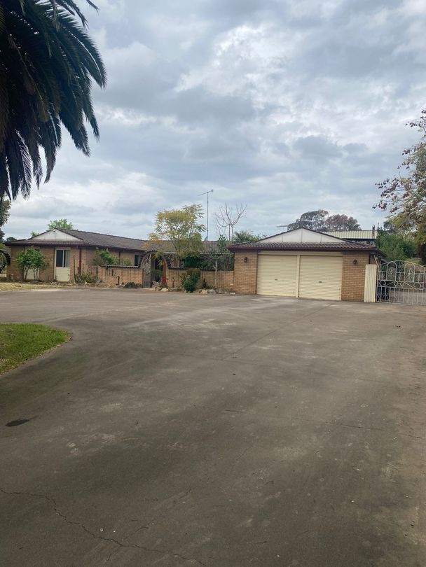 109 Goodrich Rd, Cecil Park NSW 2178 House For Rent 1,500 Domain