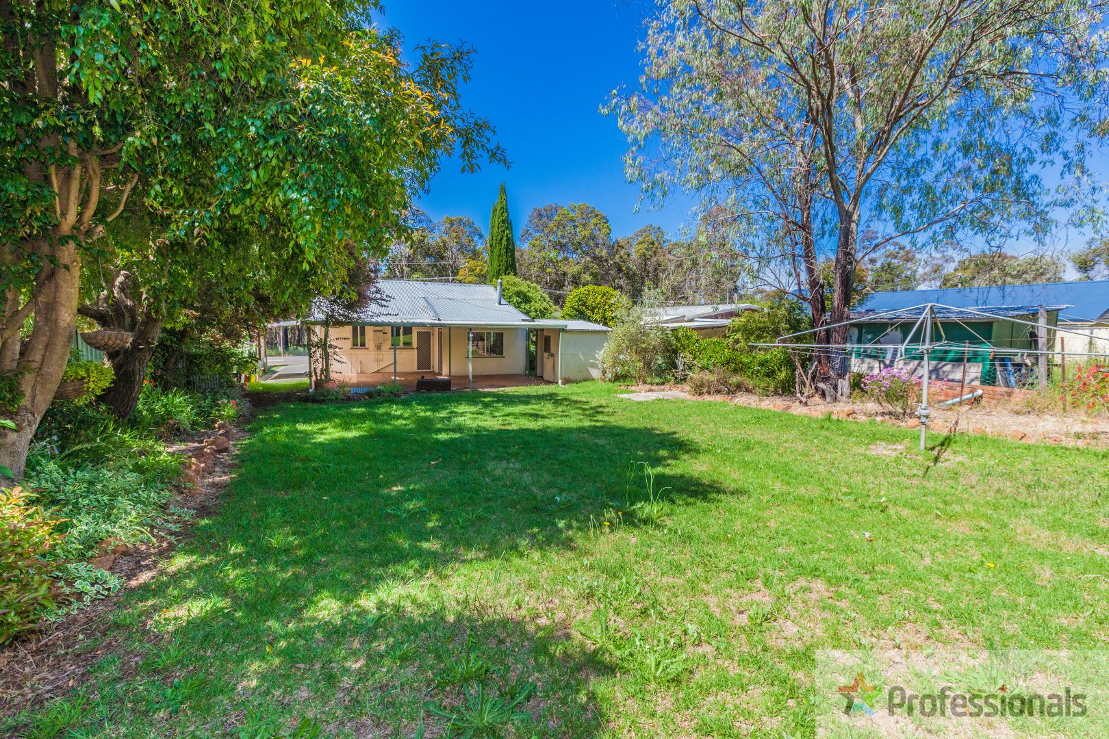 9 Young Street, Manjimup WA 6258, Image 2