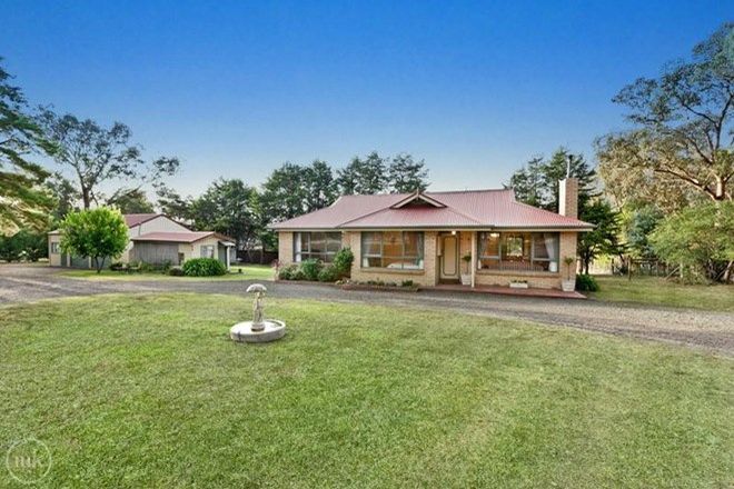 Picture of 78 North Oatlands Road, YARRAMBAT VIC 3091