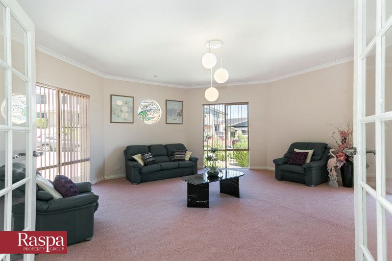 14 Castellon Crescent, Coogee WA 6166, Image 1