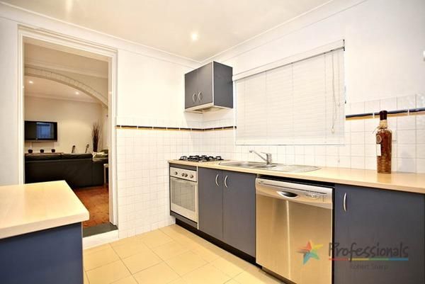 217 Gloucester Road, Beverly Hills NSW 2209, Image 2