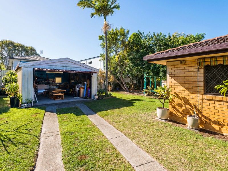 29 Shoveller Avenue, Paradise Point QLD 4216, Image 1