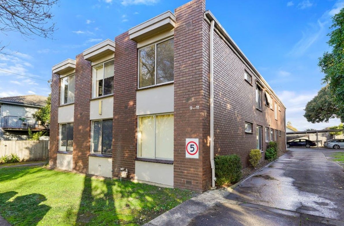 2 bedrooms Apartment / Unit / Flat in 4/9-11 Kent Road BOX HILL VIC, 3128