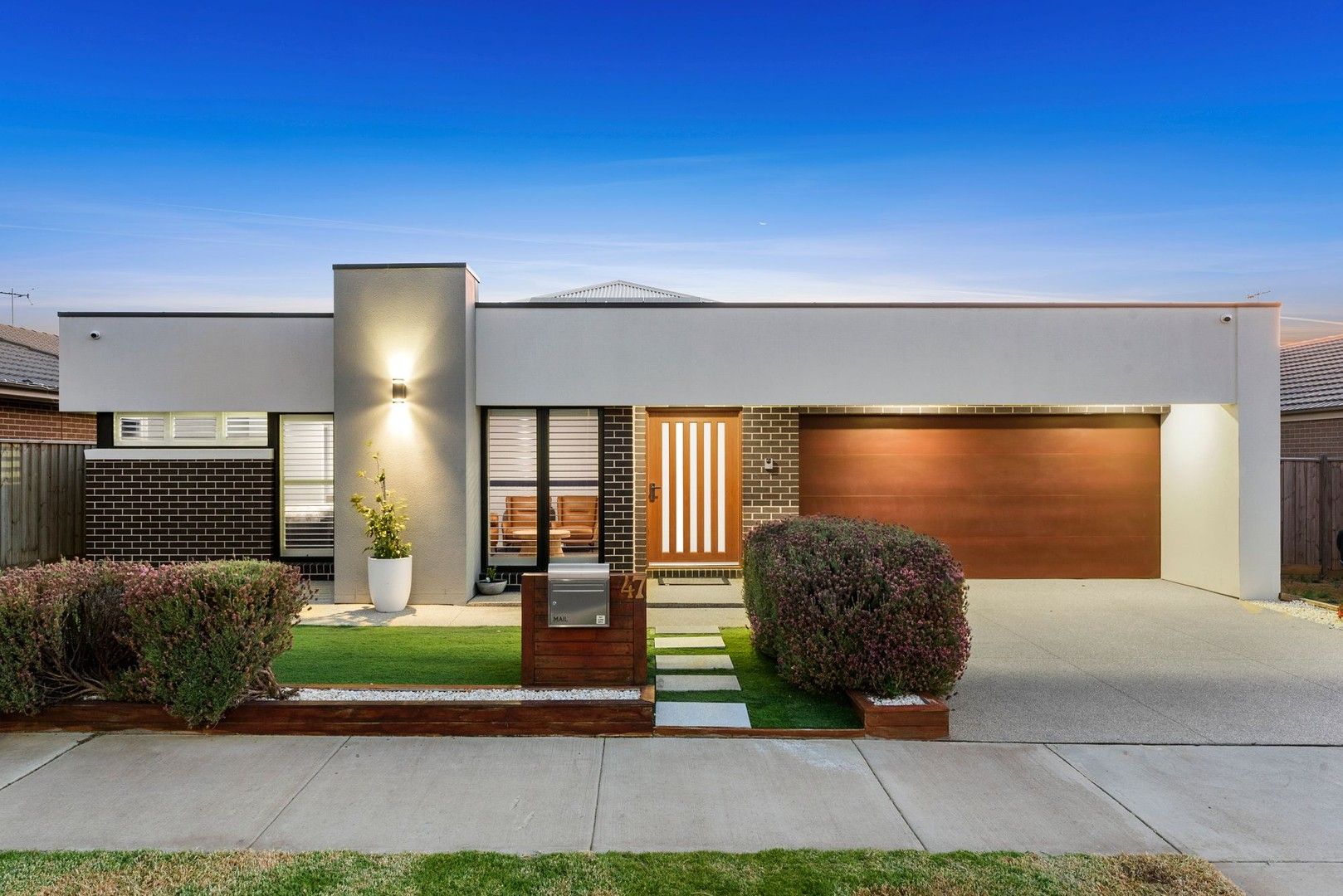 4 bedrooms House in 47 Velocity Way MOUNT DUNEED VIC, 3217