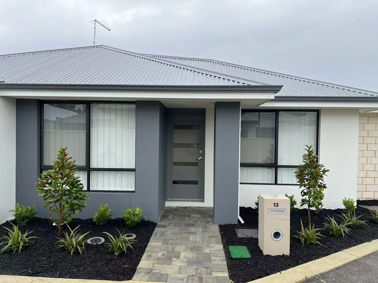 13/536 Nicholson Road, Canning Vale WA 6155