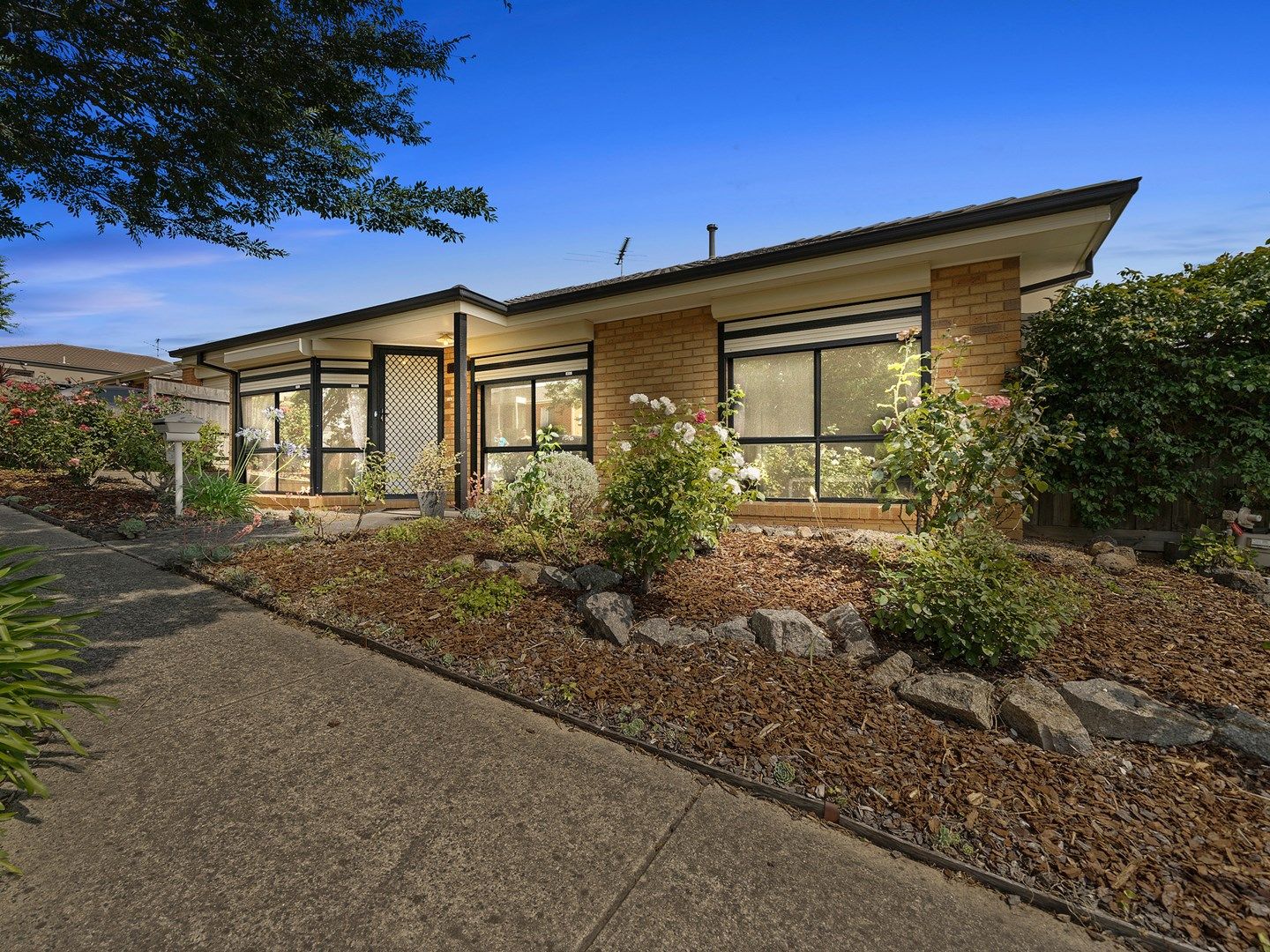 3 bedrooms House in 26 Silver Gum Drive PAKENHAM VIC, 3810