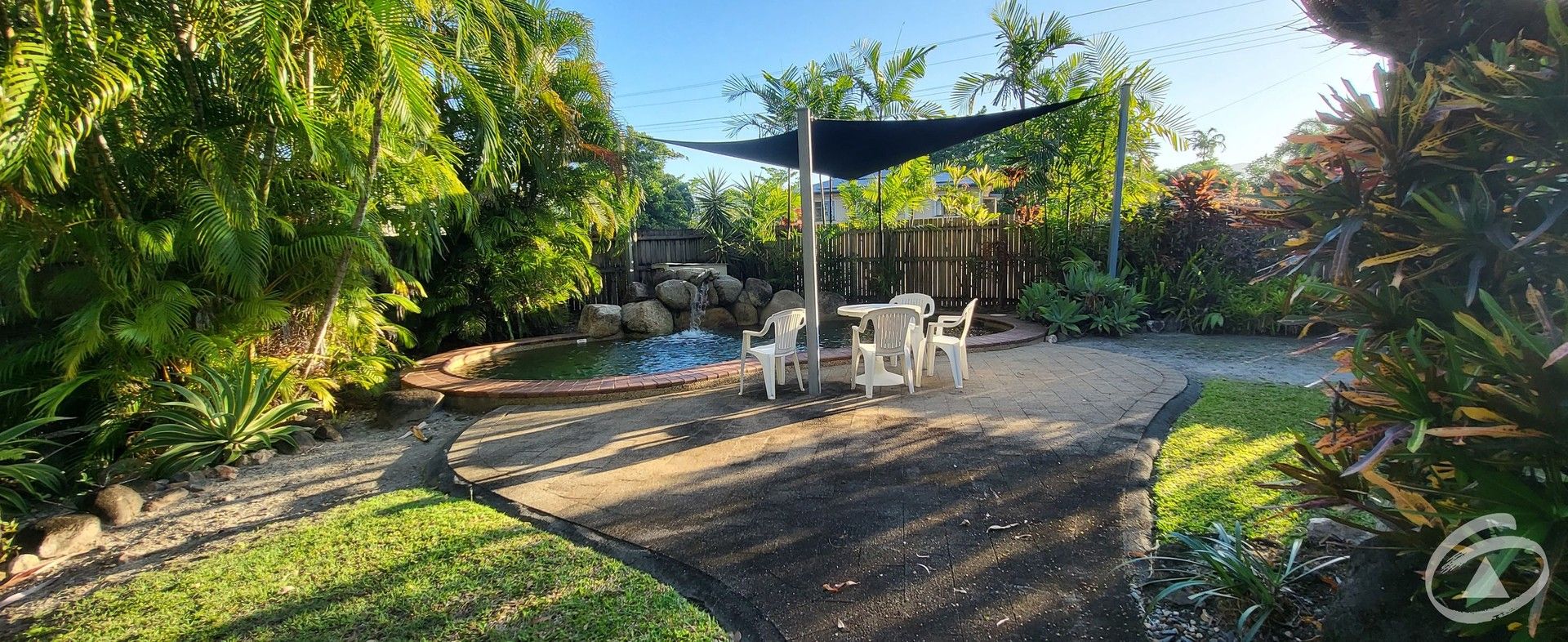 2 bedrooms Apartment / Unit / Flat in 4/1 Hollett Close MANUNDA QLD, 4870