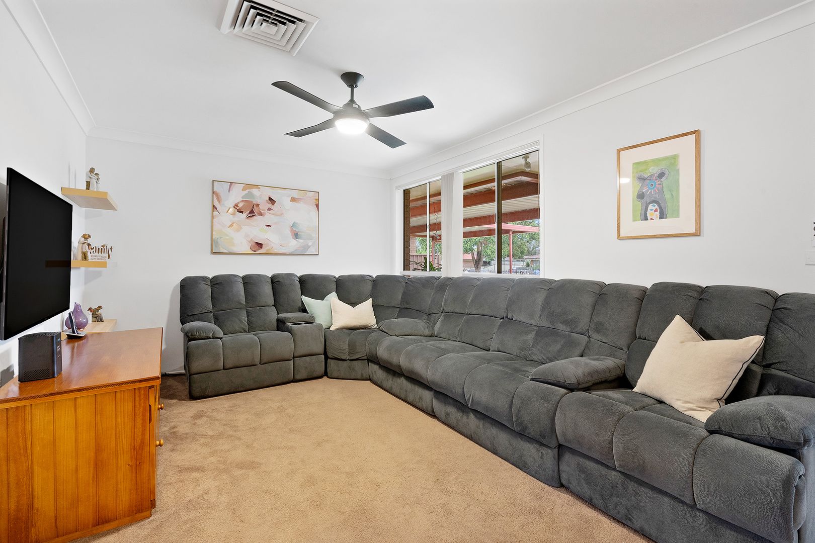 33 Tarana Crescent, Dharruk NSW 2770, Image 1