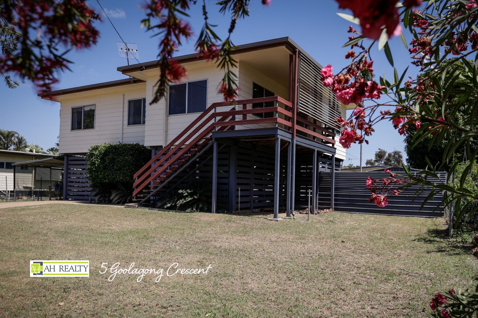 5 Goolagong Crescent, Moranbah Property History & Address Research