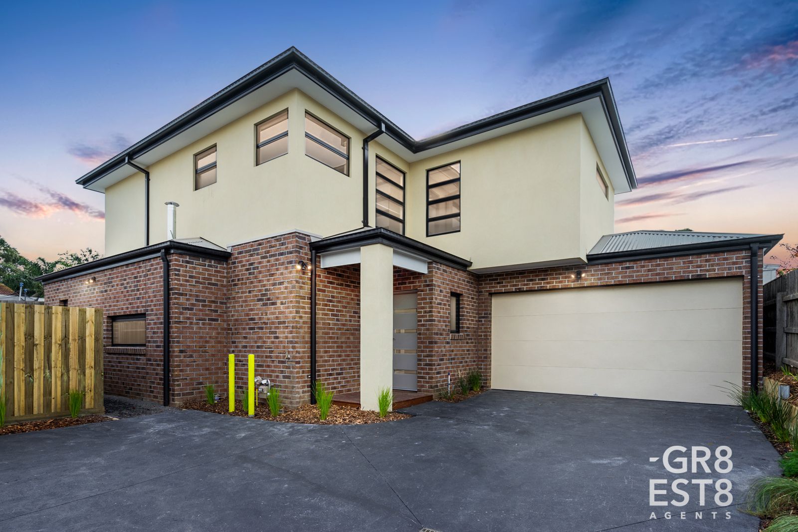 3 bedrooms Townhouse in 2/35 Warana Drive HAMPTON PARK VIC, 3976