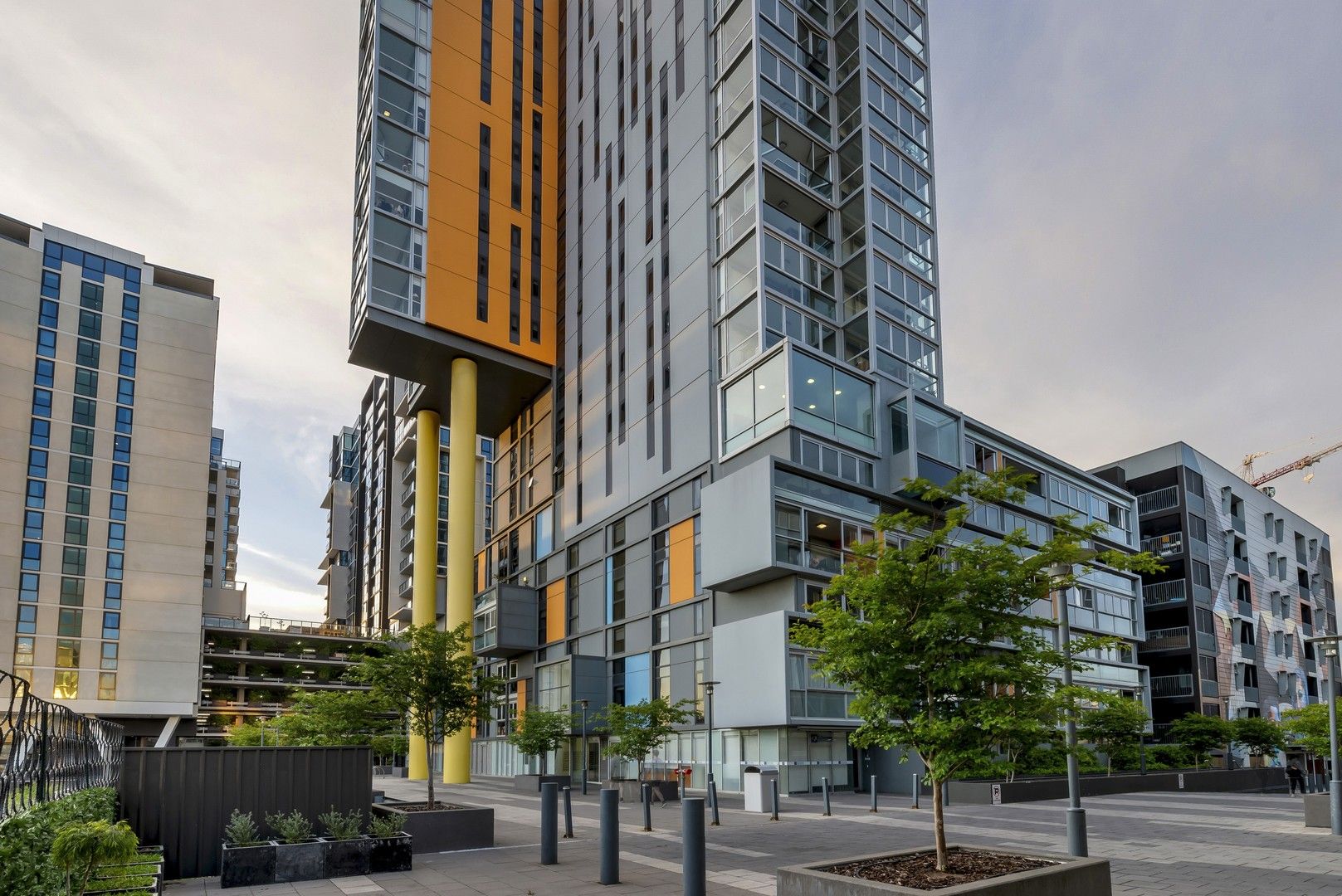 2 bedrooms Apartment / Unit / Flat in 1604/10 Balfours Way ADELAIDE SA, 5000
