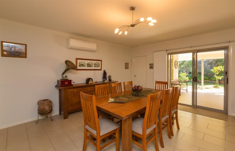 28 Saltwater Cres, Corindi Beach NSW 2456, Image 2