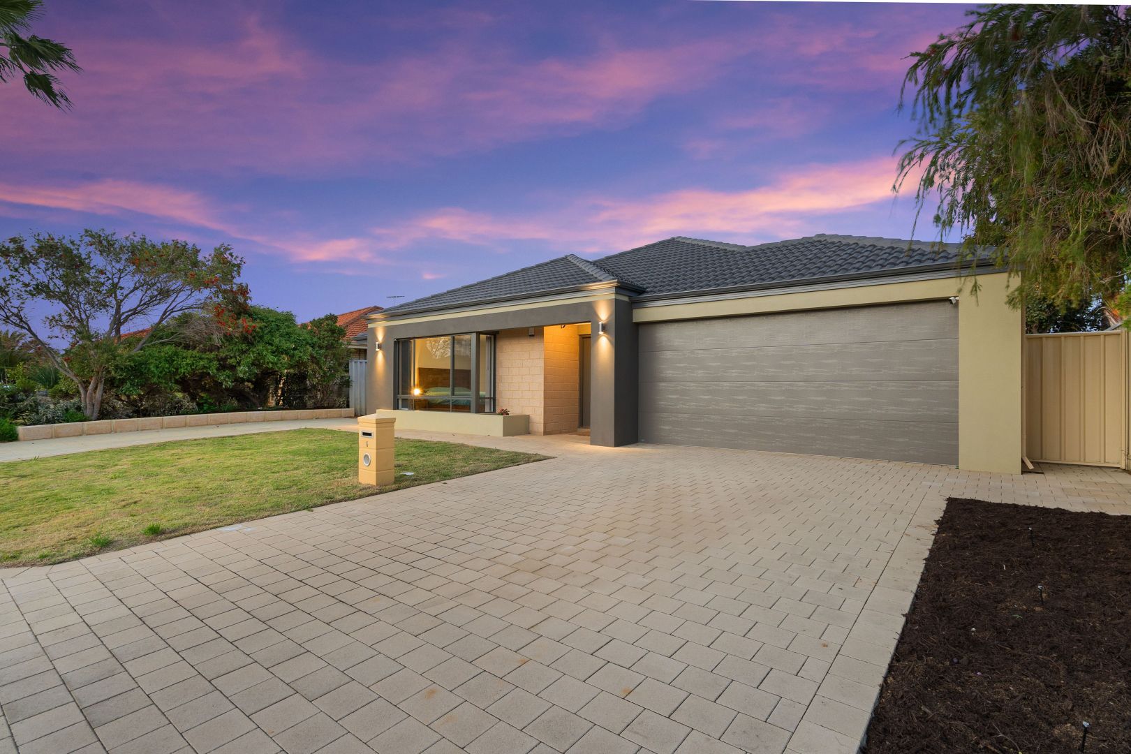 6 Pirianda Close, Clarkson WA 6030, Image 1