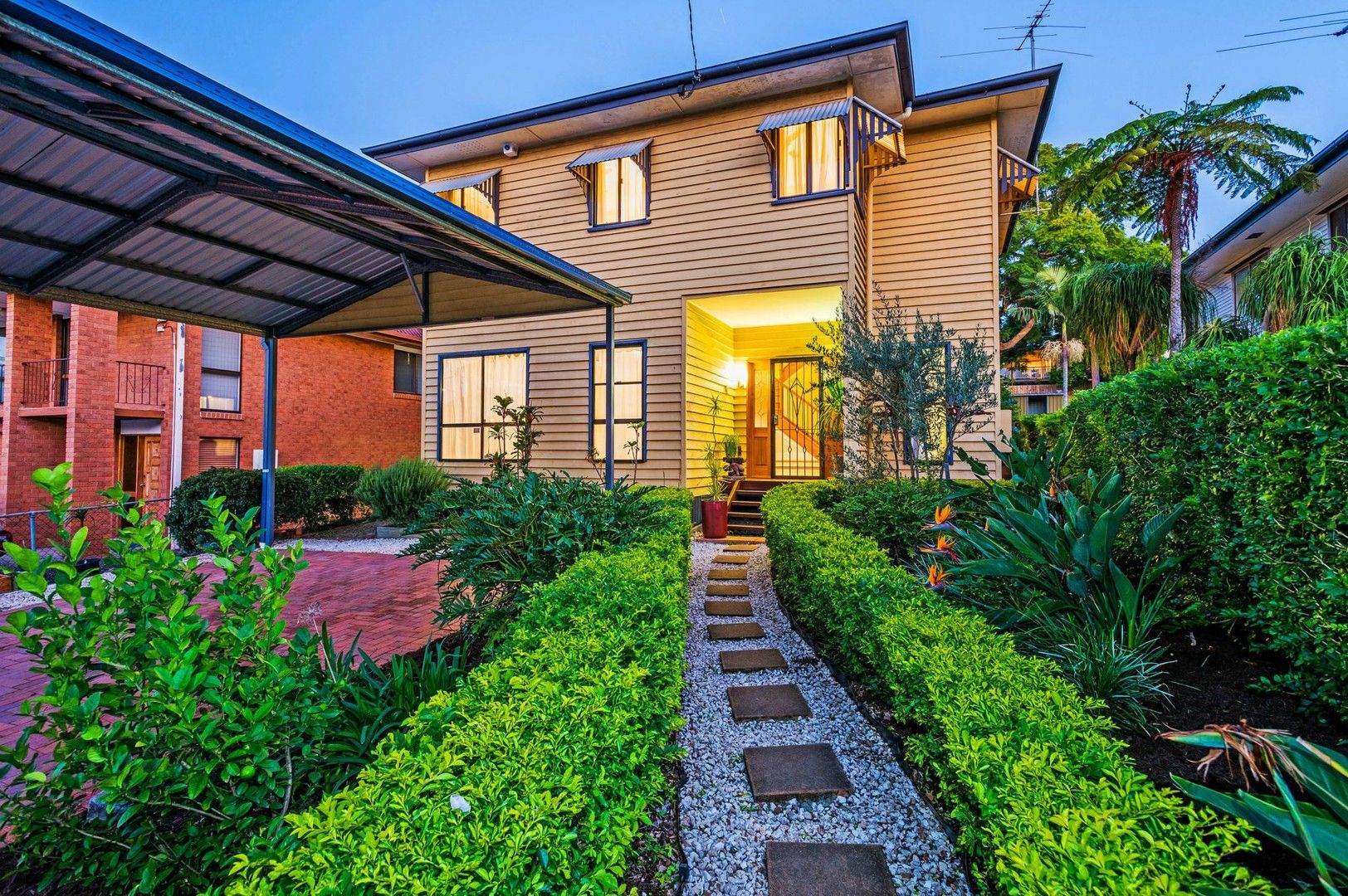 4 bedrooms House in 25 Arnold Street St HOLLAND PARK QLD, 4121