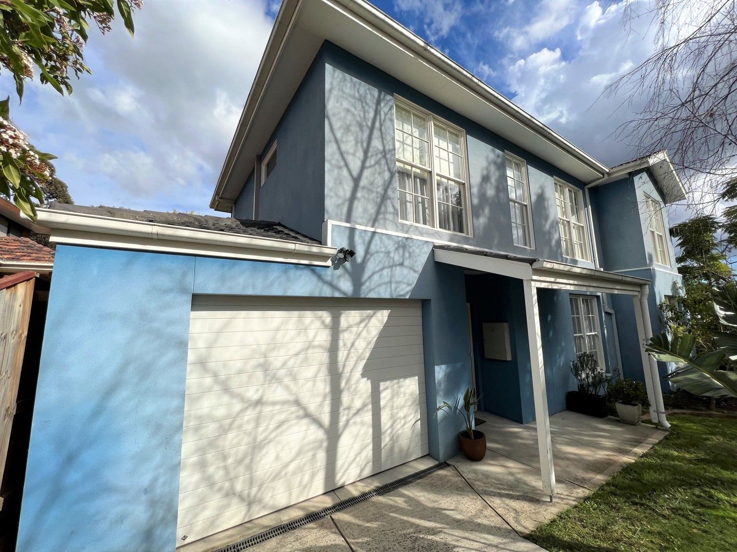 4 bedrooms House in 4 Meredith Street MOUNT WAVERLEY VIC, 3149