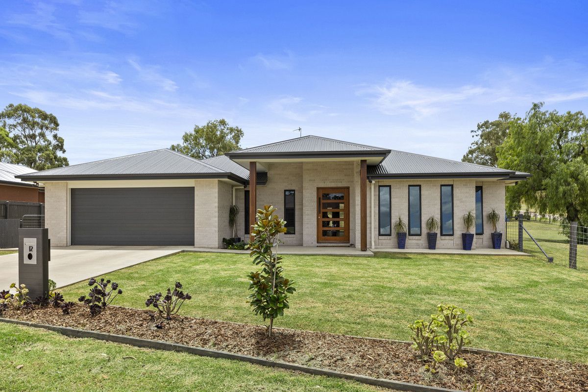 12 Sovereign Drive, Meringandan West QLD 4352, Image 0