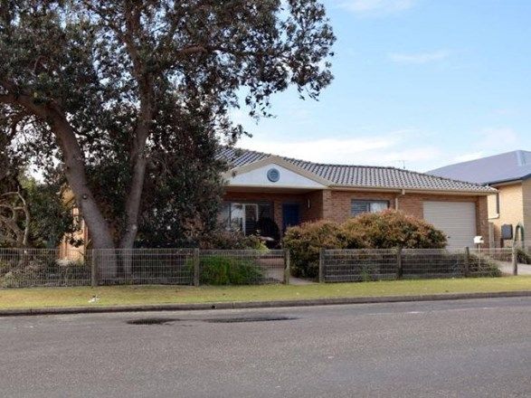 Picture of 73 Cowlishaw Street, REDHEAD NSW 2290