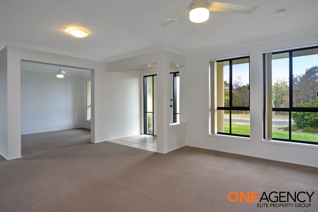 33 St James Crescent, Worrigee NSW 2540, Image 1