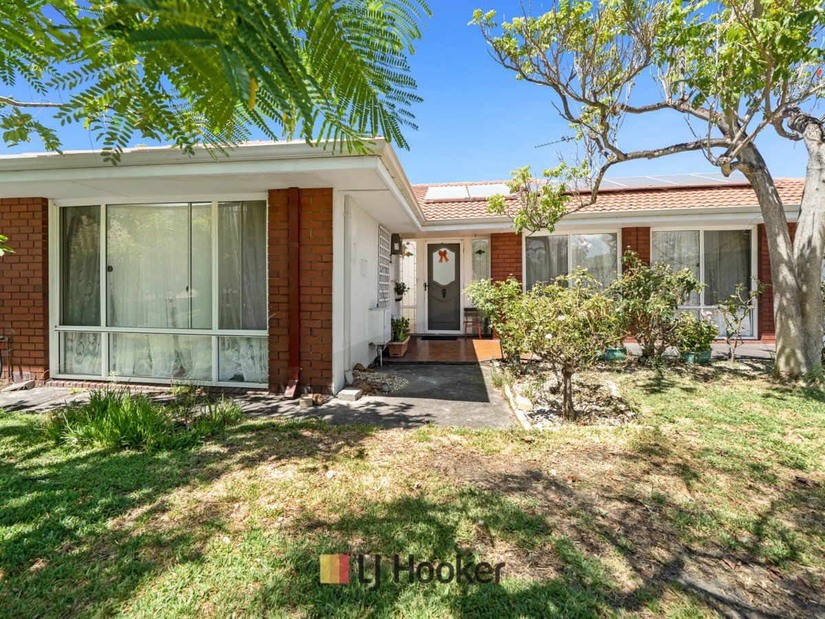 129 Hale Road, Forrestfield WA 6058, Image 2