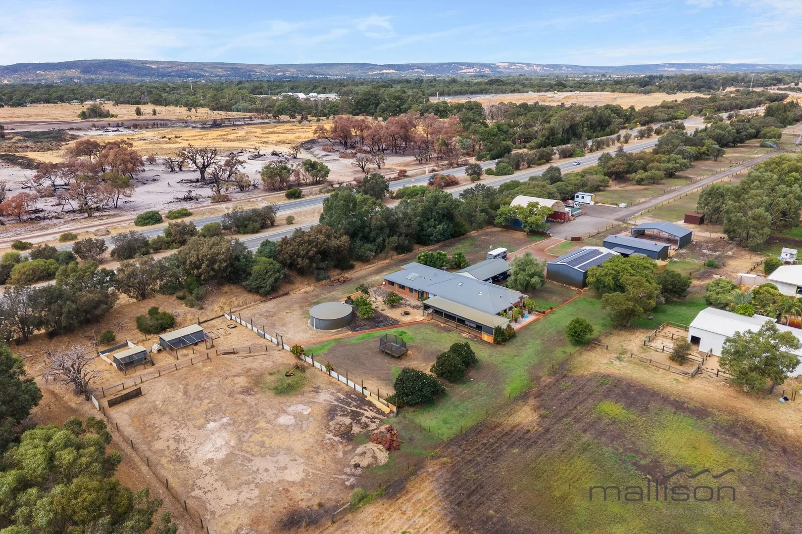94 Cunningham Drive, Oakford WA 6121