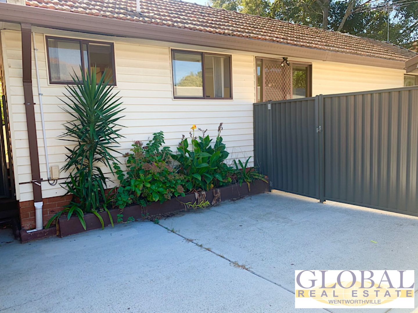 2 bedrooms Villa in  PENDLE HILL NSW, 2145