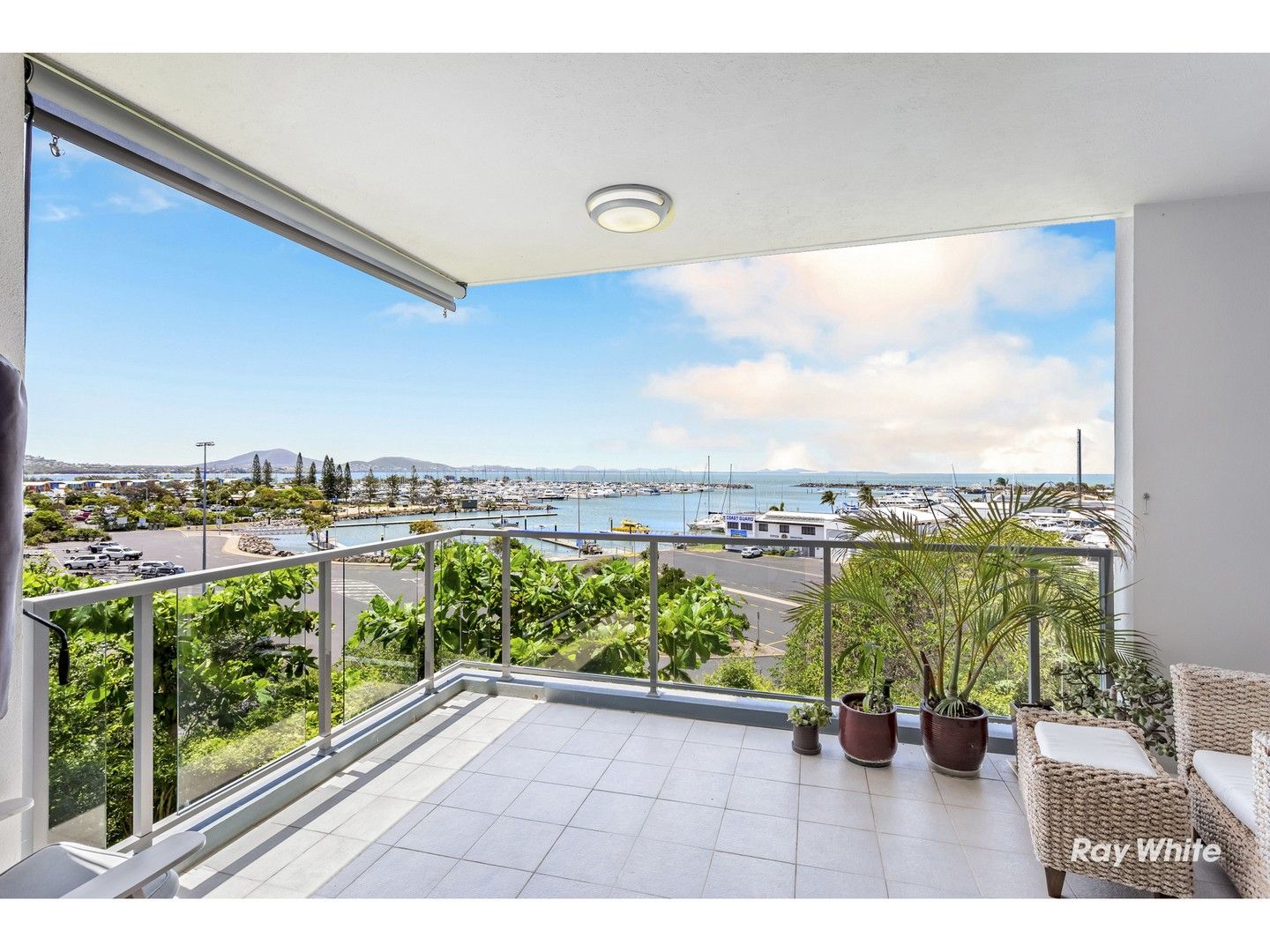 10/12 Breakwater Drive, Rosslyn QLD 4703, Image 0