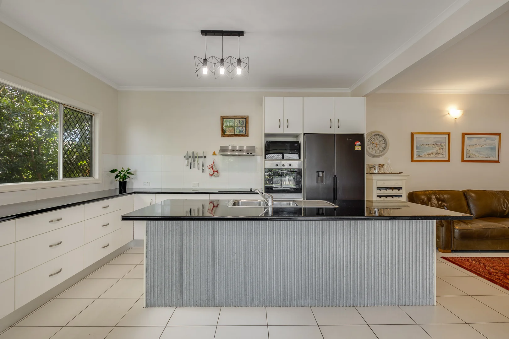 Additional image 7 of 523 Hume Street, Kearneys Spring QLD 4350