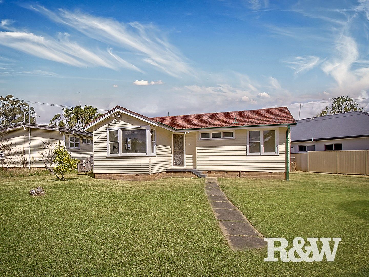 3 bedrooms House in 13 Saidor Road WHALAN NSW, 2770