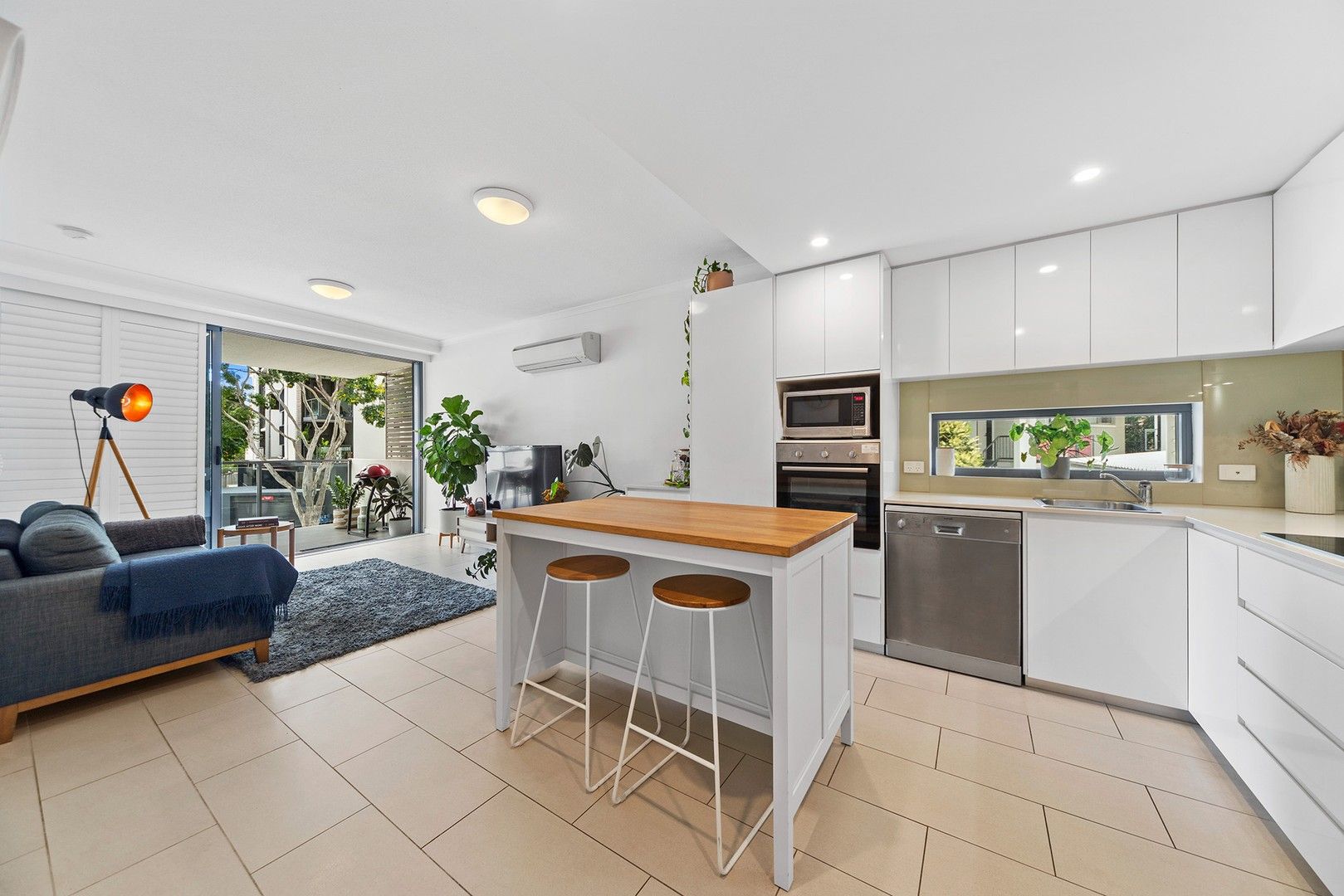 2 bedrooms Apartment / Unit / Flat in 12/30 Colton Avenue LUTWYCHE QLD, 4030