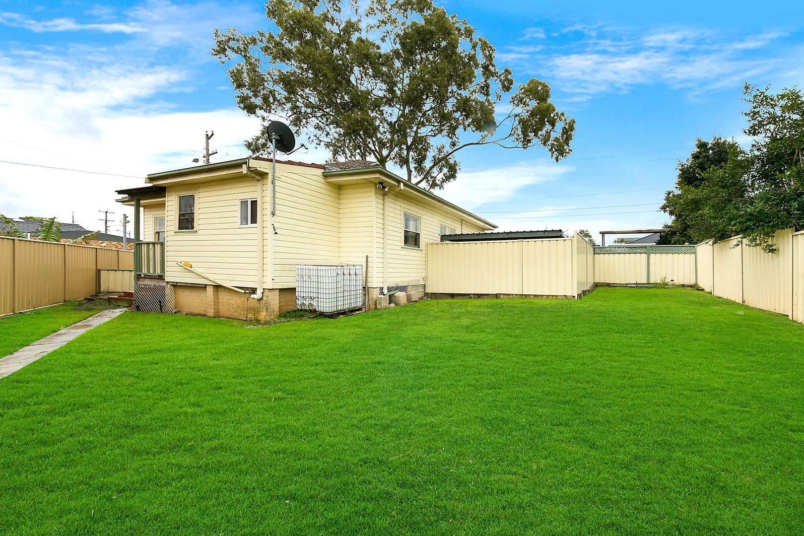 42 McCredie Road, Guildford NSW 2161, Image 2