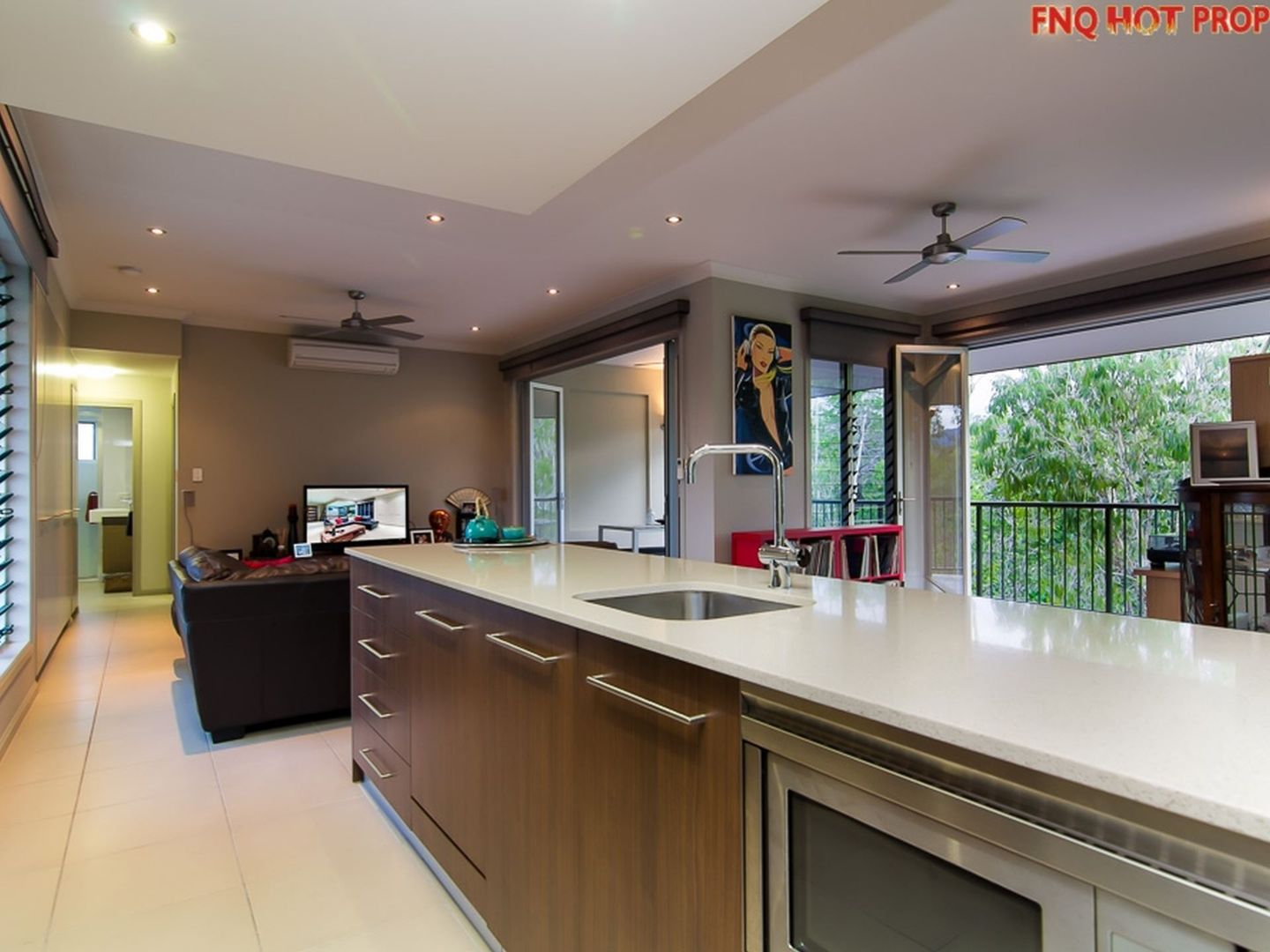 4/110 Harbour Drive, Trinity Park QLD 4879, Image 2