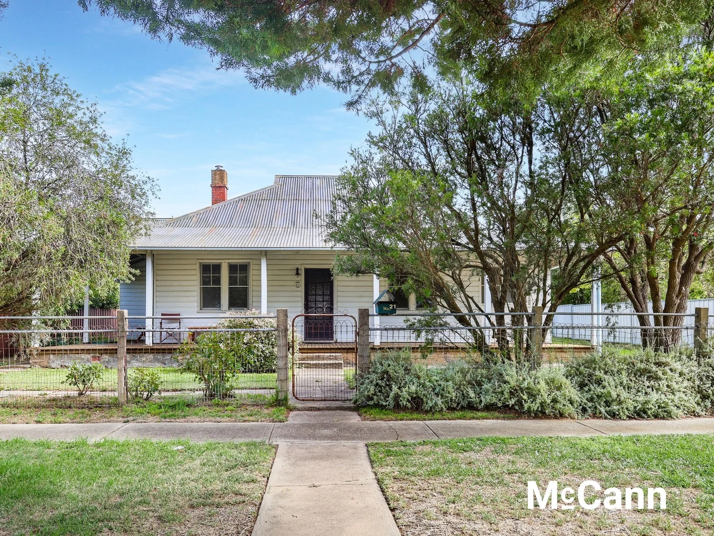 Primary image of 21 Biala Street, Gunning NSW 2581