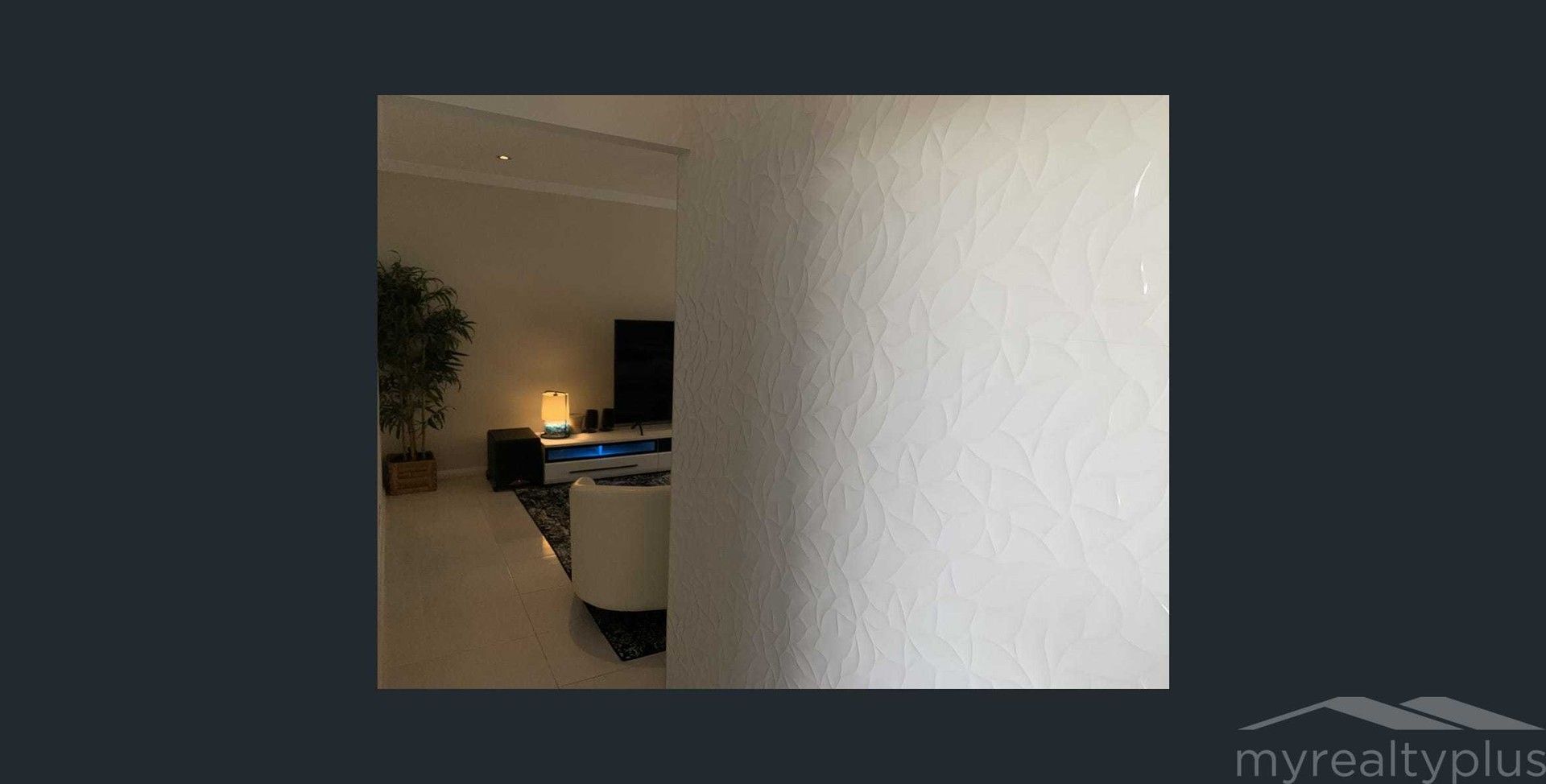 3 bedrooms Villa in 33C Narrung Way NOLLAMARA WA, 6061