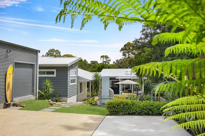 Picture of 9 Bond Place, MOLLYMOOK BEACH NSW 2539