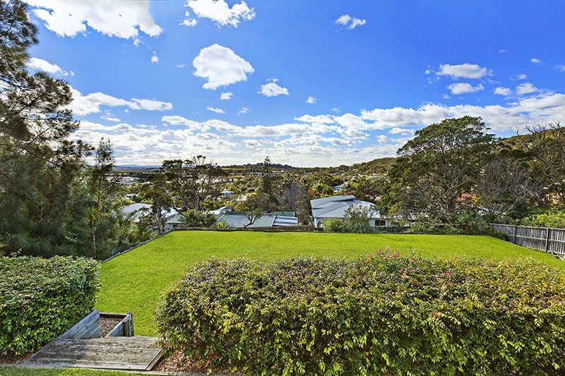 14 North Scenic Road, Forresters Beach NSW 2260, Image 2