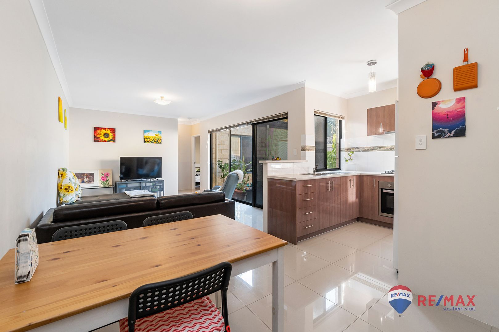 2/8 Central Tce, Beckenham WA 6107, Image 2