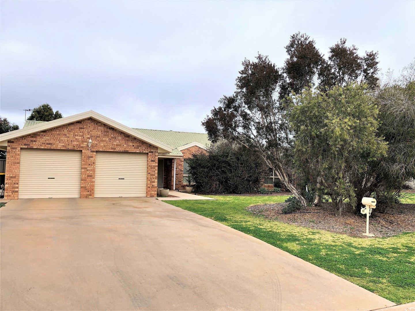 13 Hillview Place, Leeton NSW 2705, Image 0