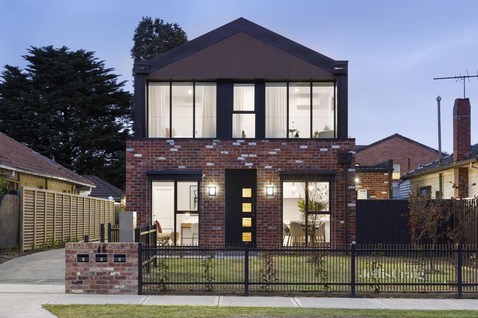3 bedrooms Townhouse in 1/45 Boundary Road COBURG NORTH VIC, 3058