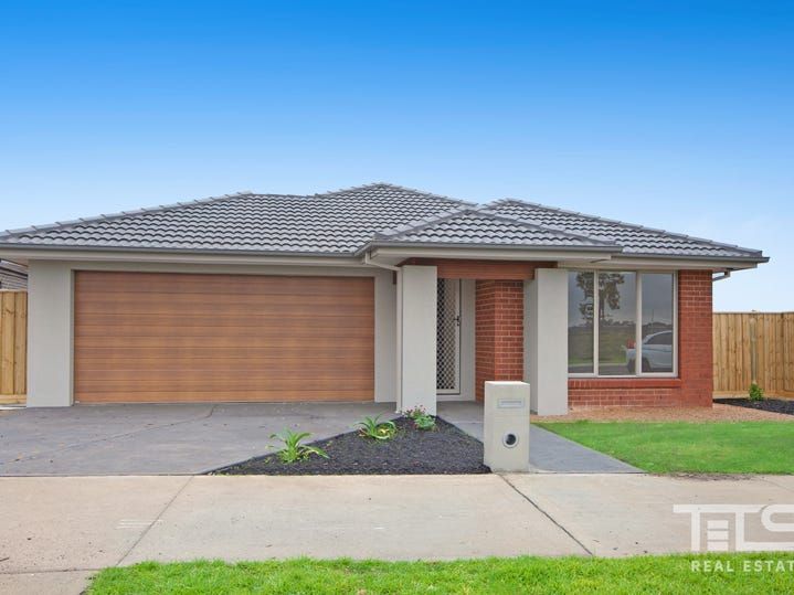 4 bedrooms House in 131 Blackmore Road MICKLEHAM VIC, 3064