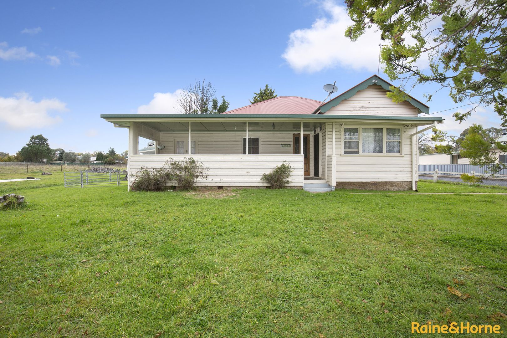 9 Cameron Lane, Glen Innes NSW 2370