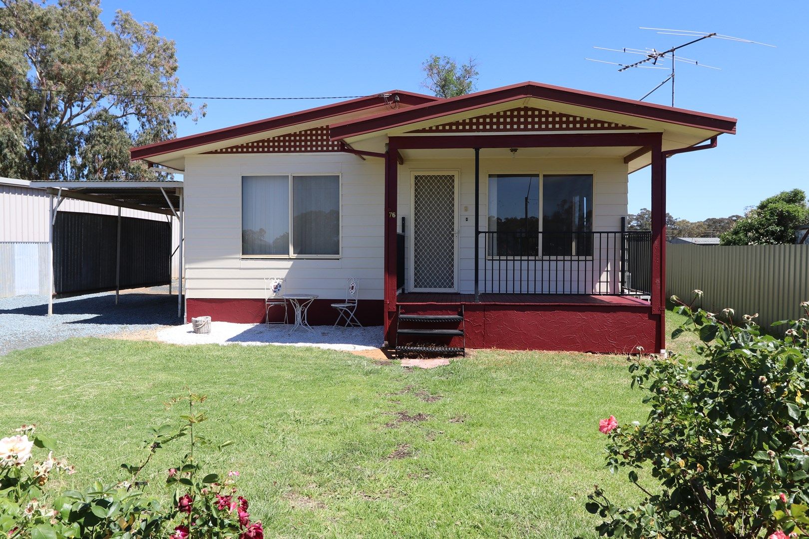 76 Ashelford Street, Temora NSW 2666, Image 0