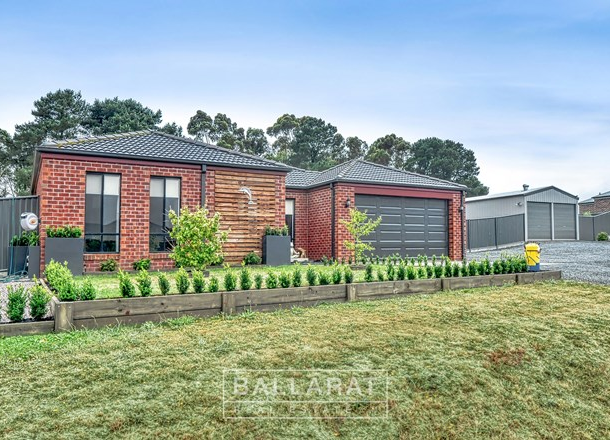 20 Diamond Drive, Cardigan Village VIC 3352